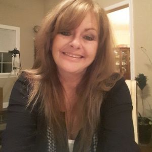 Meet your Posher, Janet